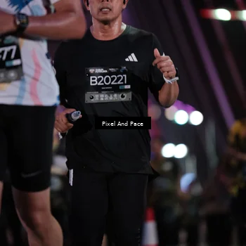 Runner Photo 6716287
