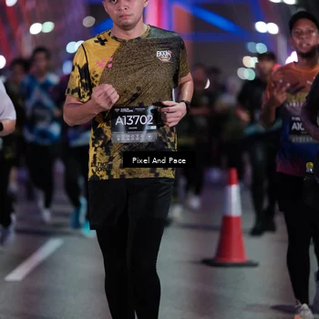 Runner Photo 6716399