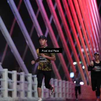 Runner Photo 6716462
