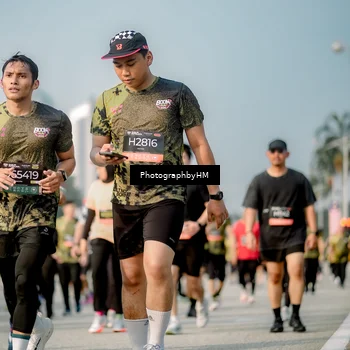 Runner Photo 6716483