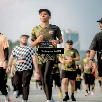 Runner Photo 6716492