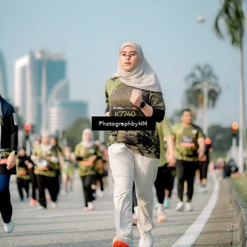 Runner Photo 6716555