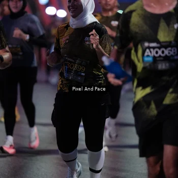 Runner Photo 6716557