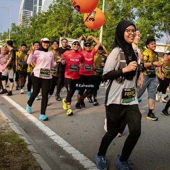 Runner Photo 6716590
