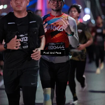 Runner Photo 6716599