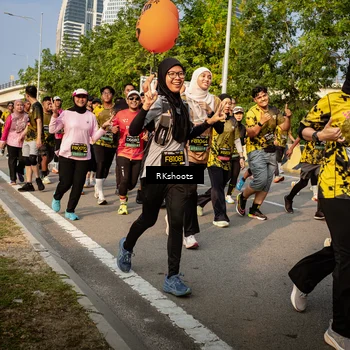 Runner Photo 6716600