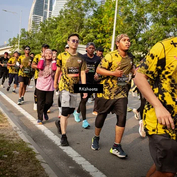 Runner Photo 6716606