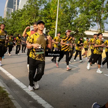 Runner Photo 6716685