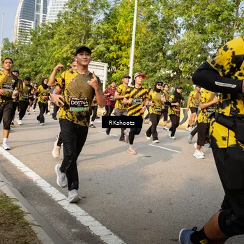 Runner Photo 6716692