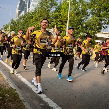 Runner Photo 6716712
