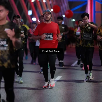 Runner Photo 6716726