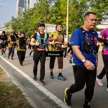 Runner Photo 6716727