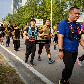 Runner Photo 6716730