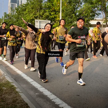 Runner Photo 6716748