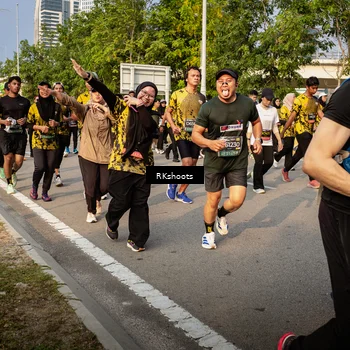 Runner Photo 6716757