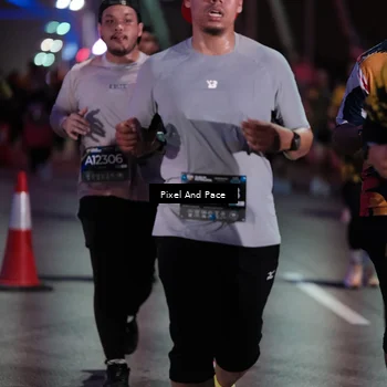 Runner Photo 6716773