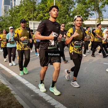 Runner Photo 6716779