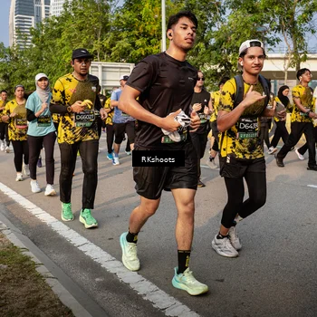 Runner Photo 6716805