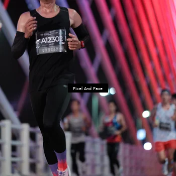 Runner Photo 6716822