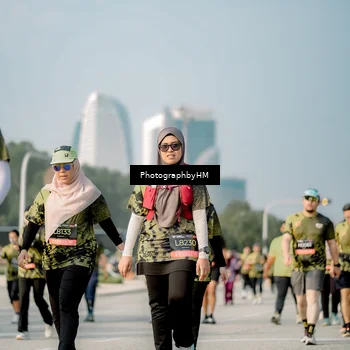 Runner Photo 6716870