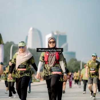 Runner Photo 6716874