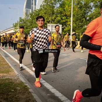 Runner Photo 6716893