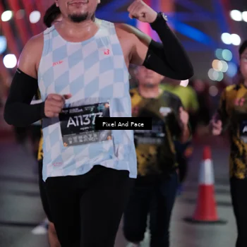 Runner Photo 6716905