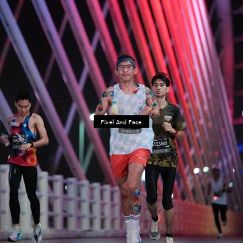 Runner Photo 6716951
