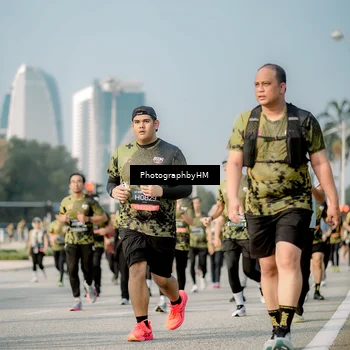 Runner Photo 6716956