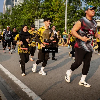 Runner Photo 6716988