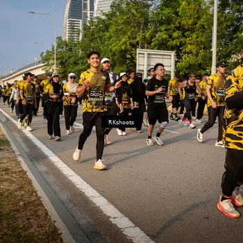 Runner Photo 6716997