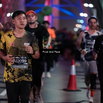 Runner Photo 6717021