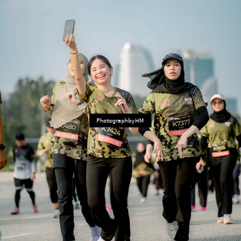 Runner Photo 6717075