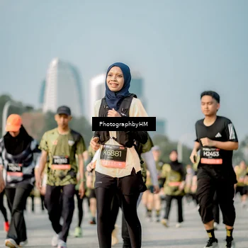 Runner Photo 6717103