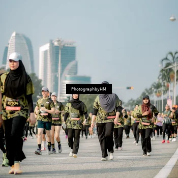 Runner Photo 6717121