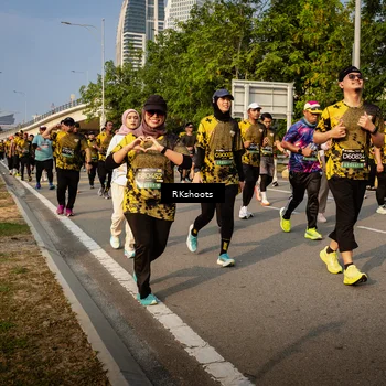 Runner Photo 6717123