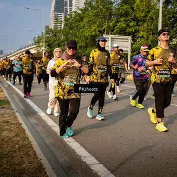 Runner Photo 6717126