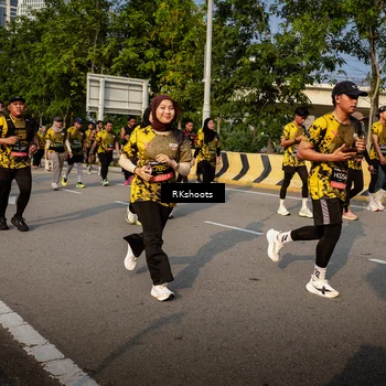 Runner Photo 6717131
