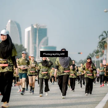Runner Photo 6717141