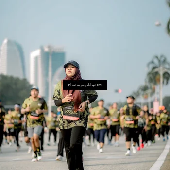 Runner Photo 6717144