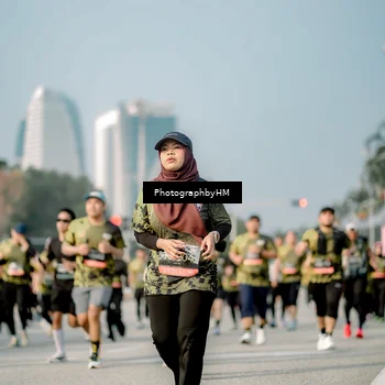 Runner Photo 6717157