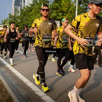 Runner Photo 6717210