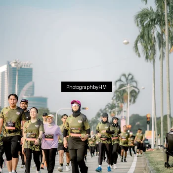 Runner Photo 6717223