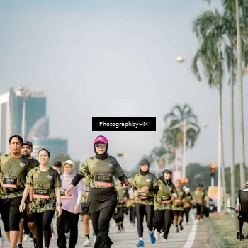 Runner Photo 6717240