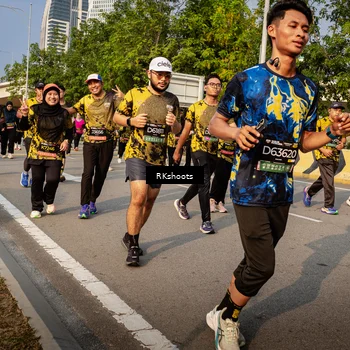 Runner Photo 6717260
