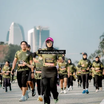 Runner Photo 6717268