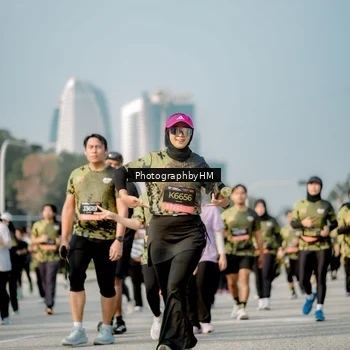 Runner Photo 6717275