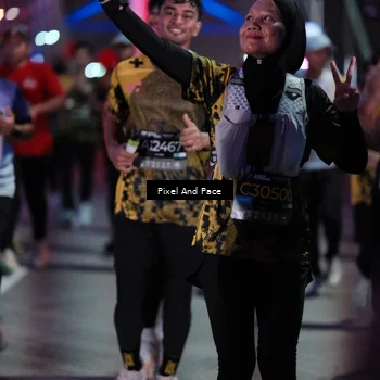 Runner Photo 6717301