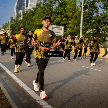Runner Photo 6717316