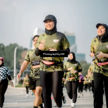 Runner Photo 6717331